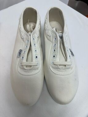 Candie's Cream White Canvas Slip-On Sneakers